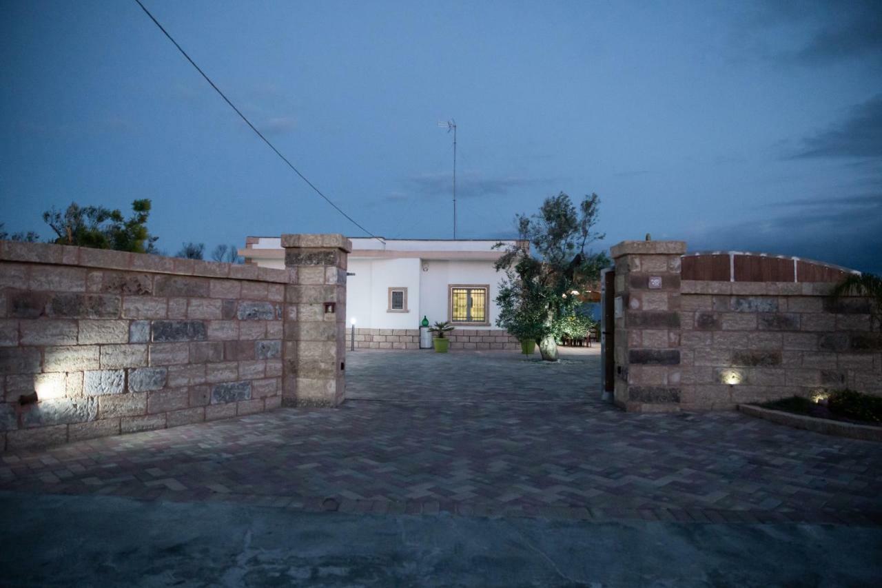 Villetta Mari Con Piscina Esclusiva Nel Salento Capilungo Exterior photo